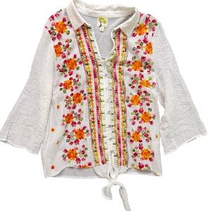Floral Embroidered White Blouse | Anthropologie | Fig and flower size Large.